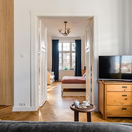 Sanhaus Apartments - Chopina 13 - Apartamenty W Centrum, 5 Minut Od Plazy I Deptaka Sopot Room photo